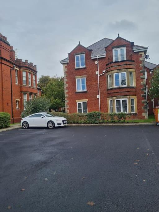 30 The Elms Apartment Blackpool Bagian luar foto