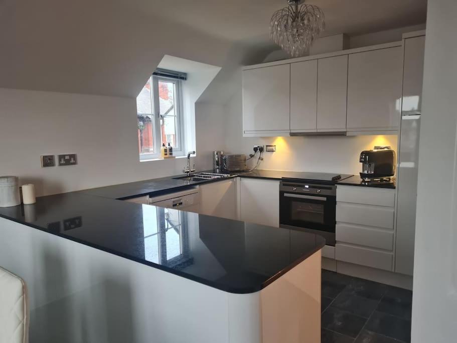 30 The Elms Apartment Blackpool Bagian luar foto